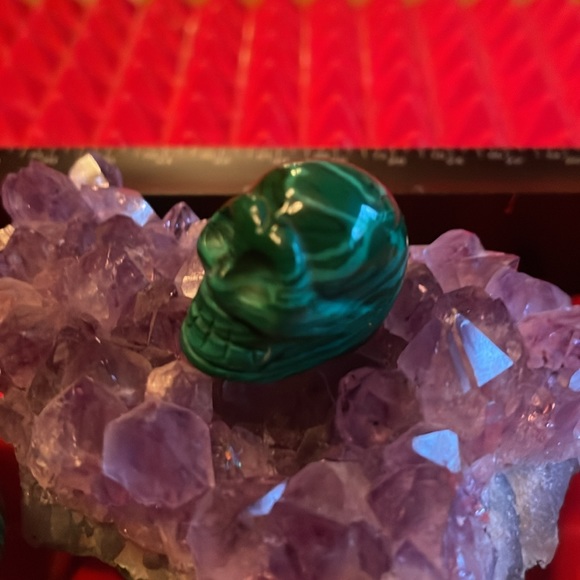 MALACHITE SKULLS - Picture 7 of 10